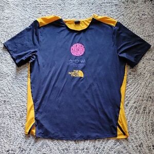 The North Face Trailwear Lost Coast Tee Size Large